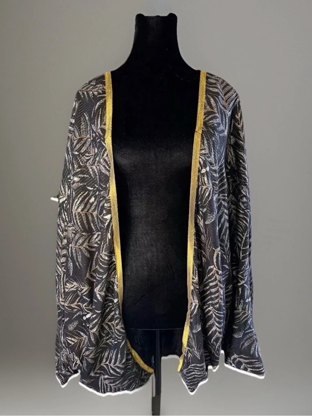 Ashro Jacket Top Gold Threading Black Leaf Cardigan Dressy Boho Church Sz 18